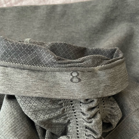 Lululemon In The Flow Cropped Yoga Leggings
Women's Ruched Sides Workout Gym 8 - Picture 12 of 13
